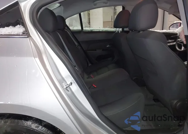 1G1PC5SB9F7193369: 43885073