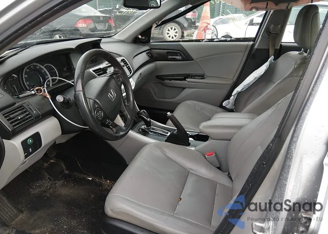 1HGCR3F85EA030843: 43885082