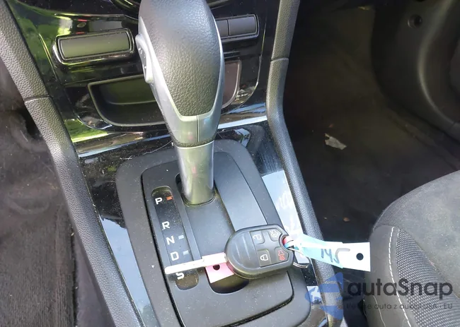 3FADP4BJ3GM175978: 43885120