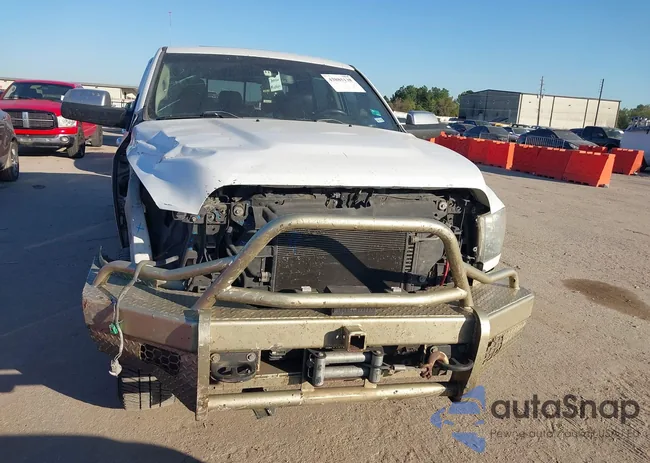 3C6UD5PL8CG301898: 43885138