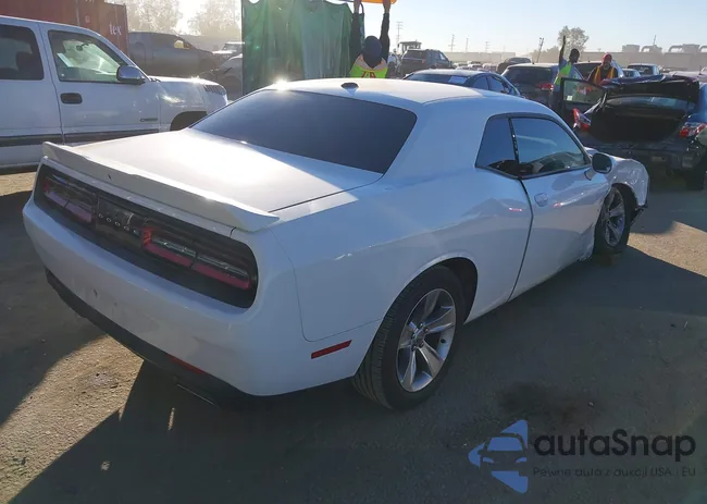 2C3CDZAG8JH153132: 43885145