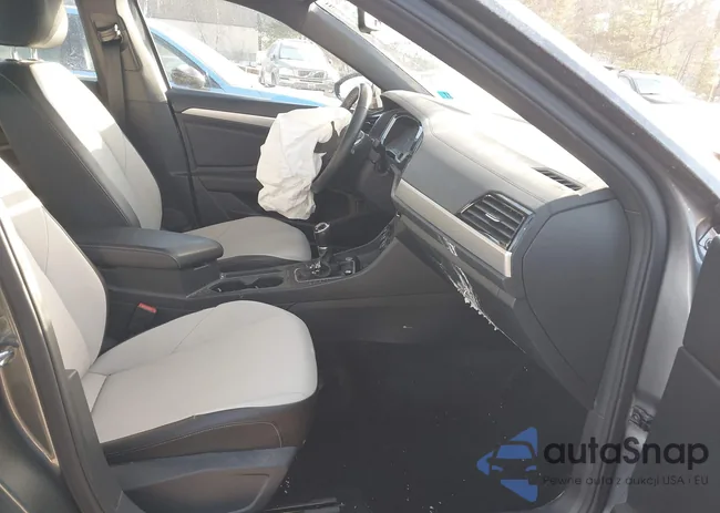 3VWN57BU3MM055641: 43885254