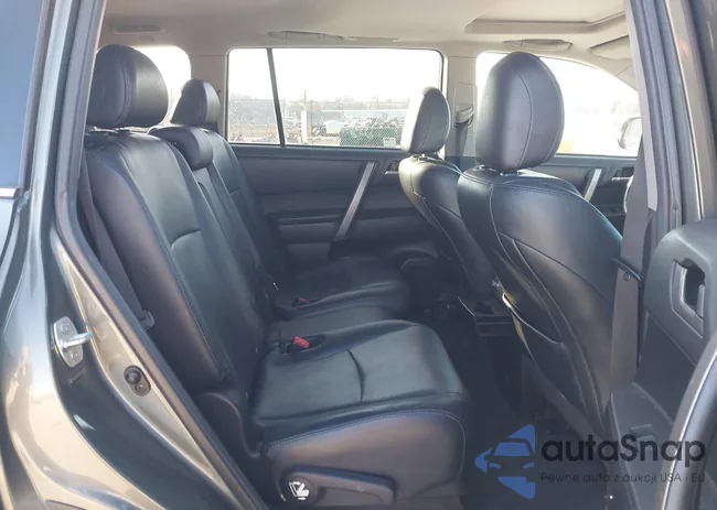 5TDZK3EH5DS114788: 43885397