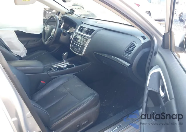 1N4AL3AP3HC270347: 43885411