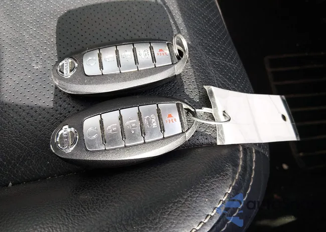 1N4AL3AP3HC270347: 43885411