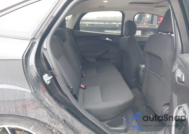 1FADP3H29HL305808: 43884466