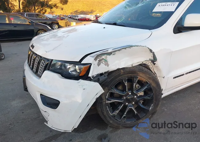 1C4RJEAG9JC512630: 43884511