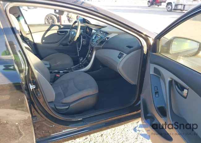 5NPDH4AE9GH774451: 43884613