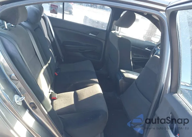 1HGCP26448A142034: 43884748