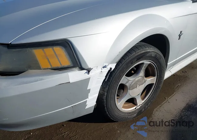 1FAFP404X2F165897: 43884751