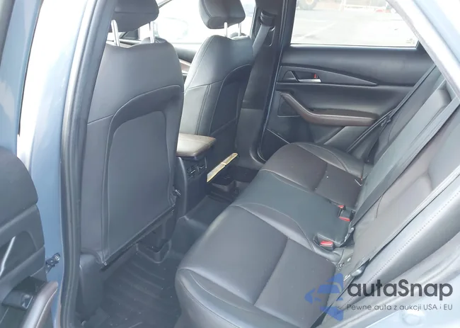 3MVDMBDL9MM257018: 43884784