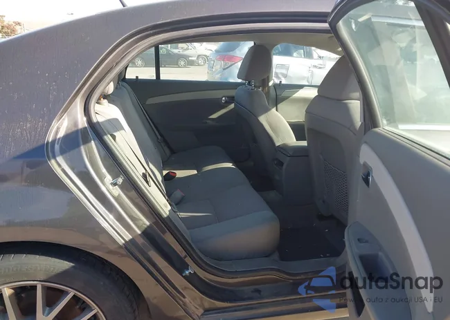 1G1ZB5EBXAF314562: 43884808