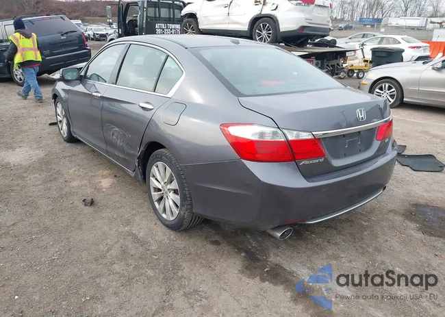 1HGCR3F8XDA027323: 43885864