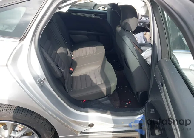 3FA6P0H74HR370179: 43885888