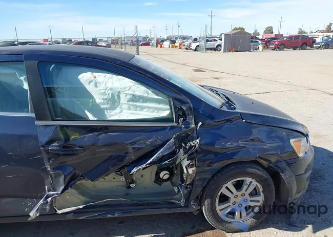 1G1JC5SH0G4158068: 43885966