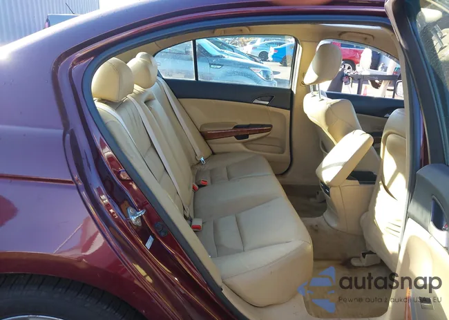 1HGCP2F89BA115261: 43886026