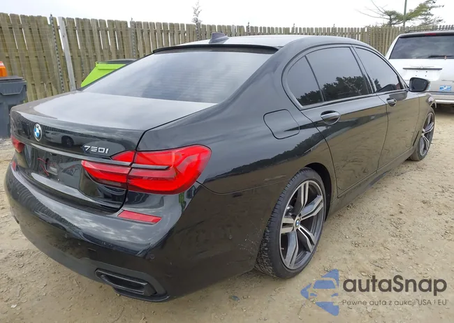 WBA7F0C52JGM24158: 43886036