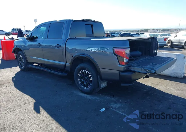 1N6AA1ED1MN526145: 43886053