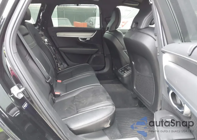 YV1A22VM8M1165603: 43886060