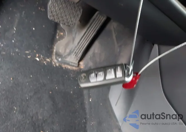 JM1GL1TY8J1335984: 43886145