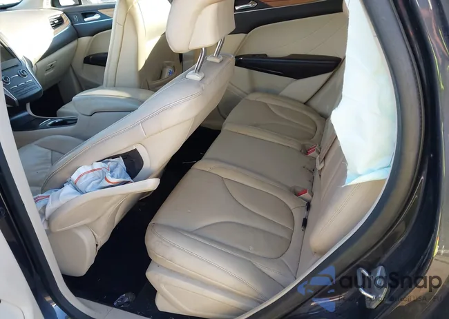 5LMCJ1A93FUJ07275: 43886183