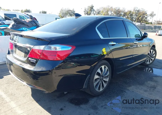 1HGCR6F78FA012363: 43886221