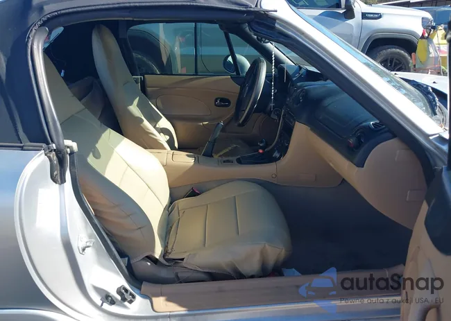 JM1NB353310217208: 43886249