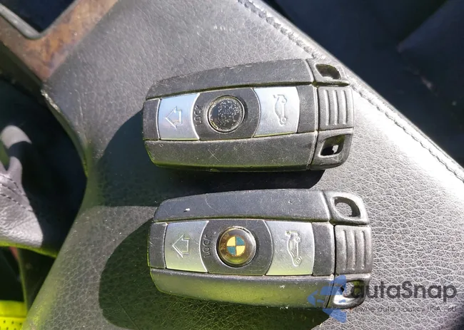 WBAVB335X6AZ88140: 43886373