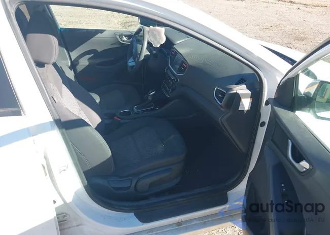 KMHC65LC4JU103863: 43886402