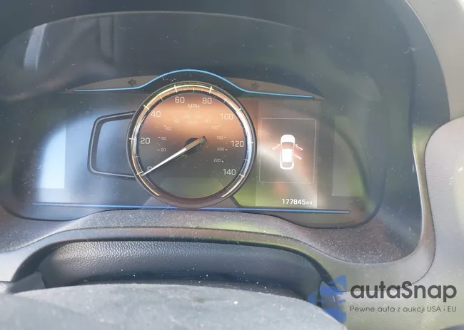 KMHC65LC4JU103863: 43886402