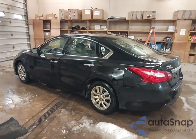 1N4AL3AP2GC173042: 43886438