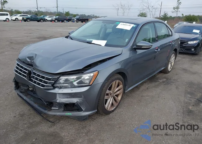 1VWLA7A31KC006173: 43885546