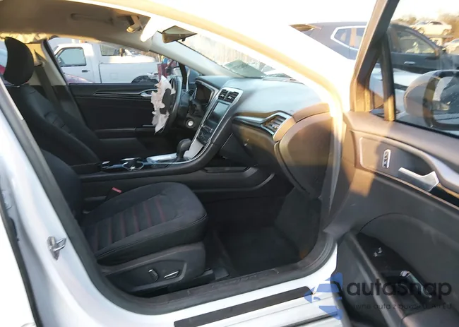 3FA6P0H75GR339196: 43885570