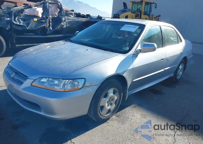 1HGCG16581A045461: 43885593