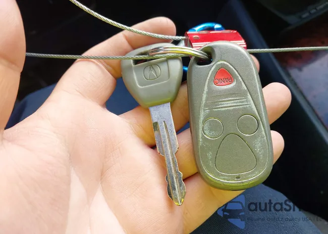 2HNYD18242H527924: 43885600