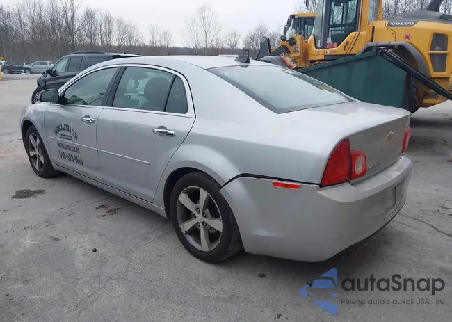 1G1ZC5E0XCF383931: 43885632