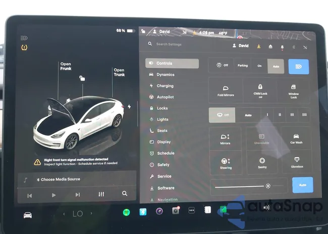 5YJ3E1EBXNF171796: 43885718