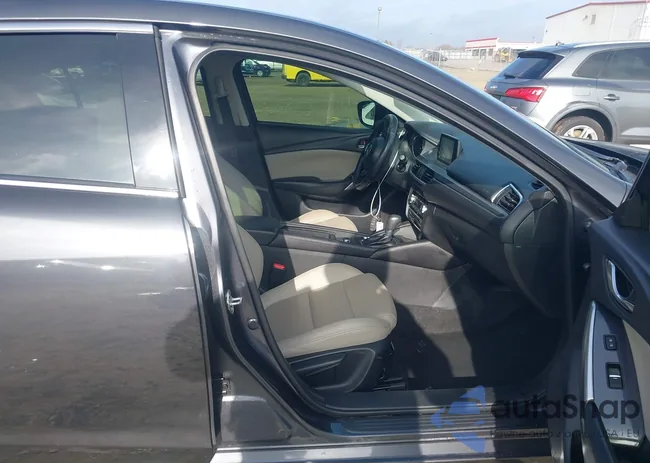 JM1GJ1V56G1442839: 43885766