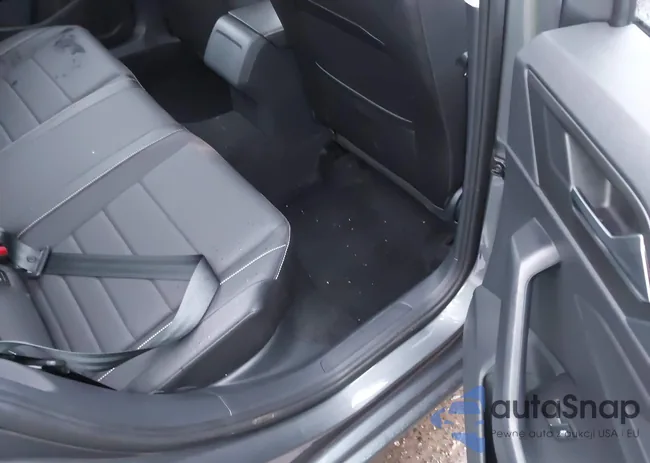 3VWEM7BU7RM049254: 43887025