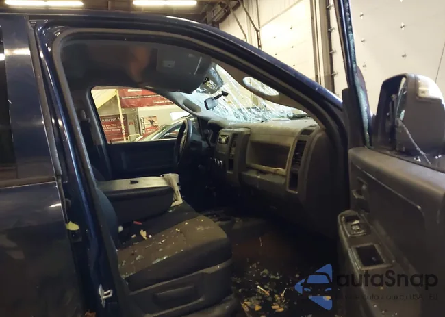 3C6UD5CL1CG290684: 43887074