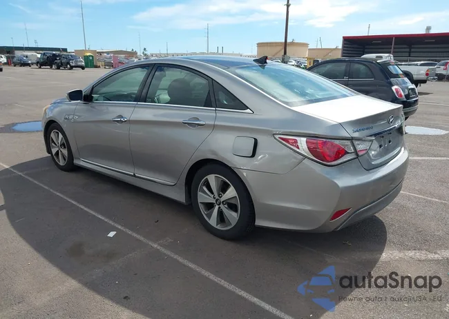 KMHEC4A48BA000505: 43887090