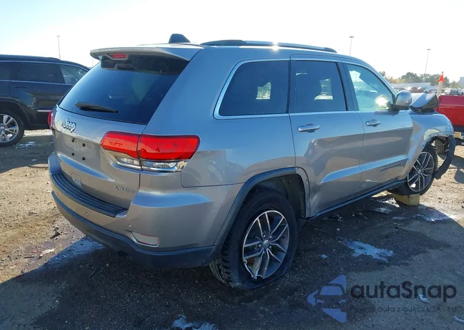 1C4RJEAG2JC253348: 43887112