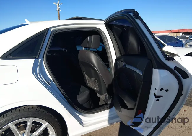 WAUB8GFF0G1107122: 43887183