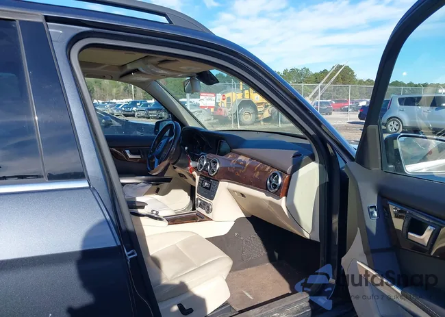 WDCGG5HB9EG217312: 43887279