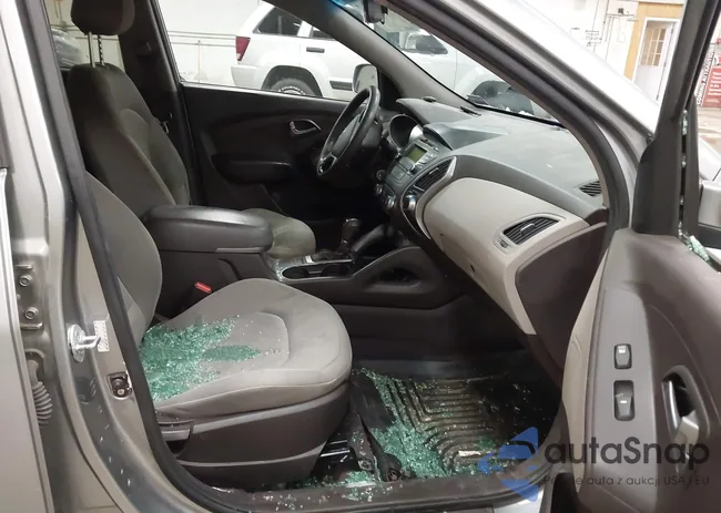 KM8JTCAF9FU074756: 43887307