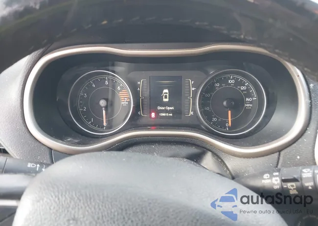 1C4PJMAB3HW589203: 43887435