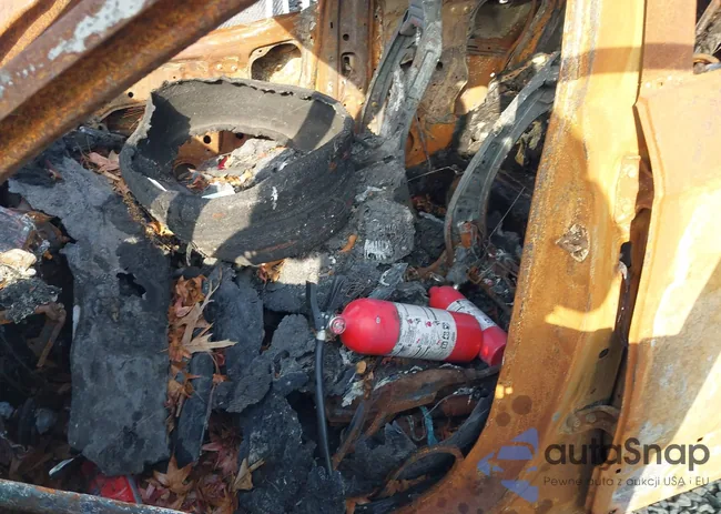 KM8HBCAB6RU104492: 43886449