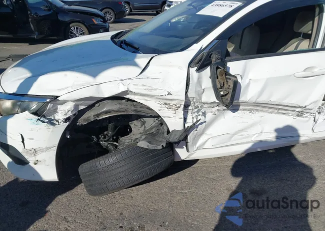 19XFC2E55GE051030: 43886578