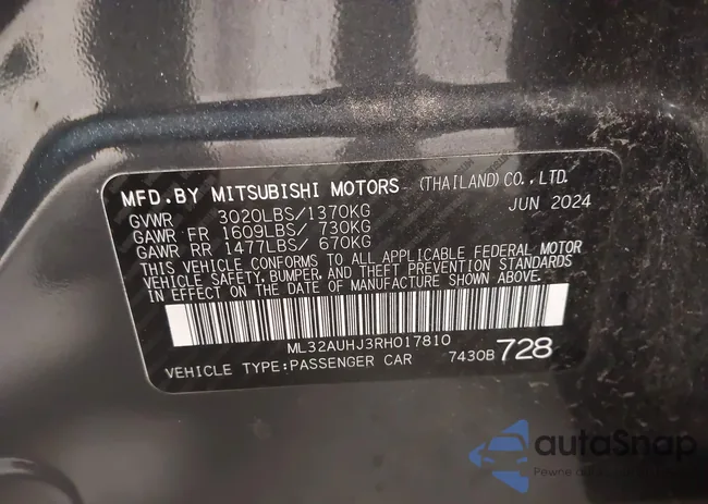 ML32AUHJ3RH017810: 43886802