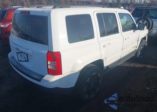 1C4NJPBB1GD655636: 43887901